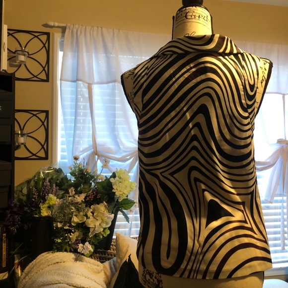 The Limited Sleeveless Zebra Striped Blouse SZ XS - Picture 4 of 6